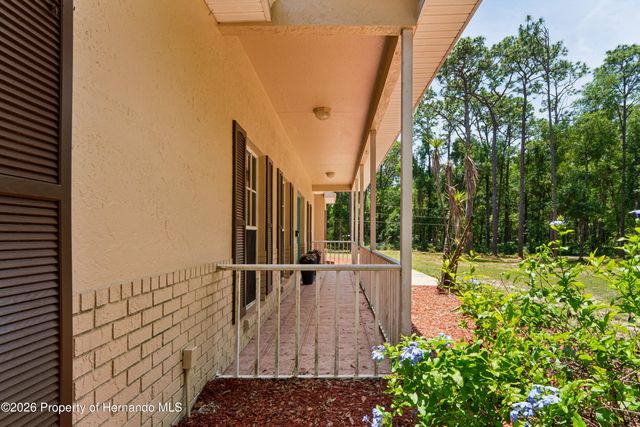 16225 Bonzai Trail, Spring Hill, FL 34613