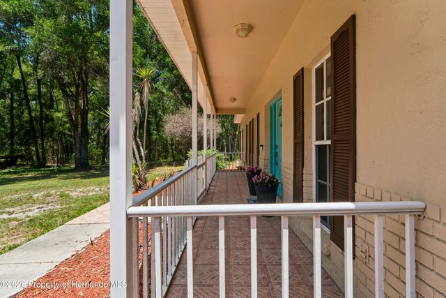 16225 Bonzai Trail, Spring Hill, FL 34613