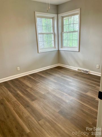 511 Sunbeam Farm Road, Cherryville, NC 28021