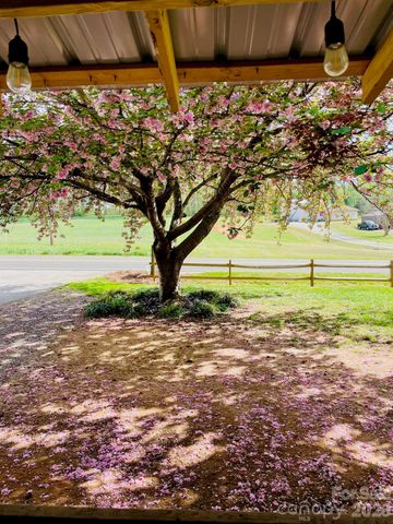 511 Sunbeam Farm Road, Cherryville, NC 28021