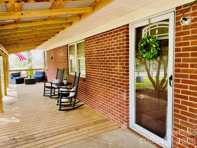 511 Sunbeam Farm Road, Cherryville, NC 28021