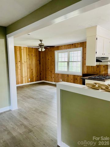 511 Sunbeam Farm Road, Cherryville, NC 28021