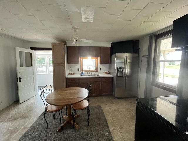 134 W MAIN STREET, Pulaski, WI 54162