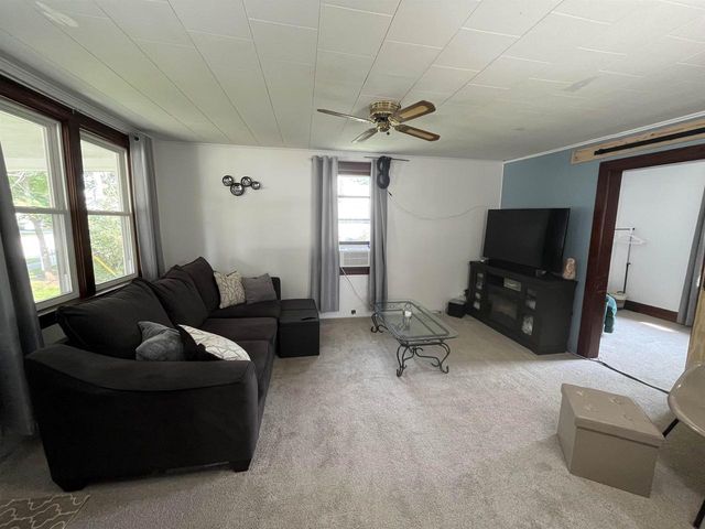 134 W MAIN STREET, Pulaski, WI 54162