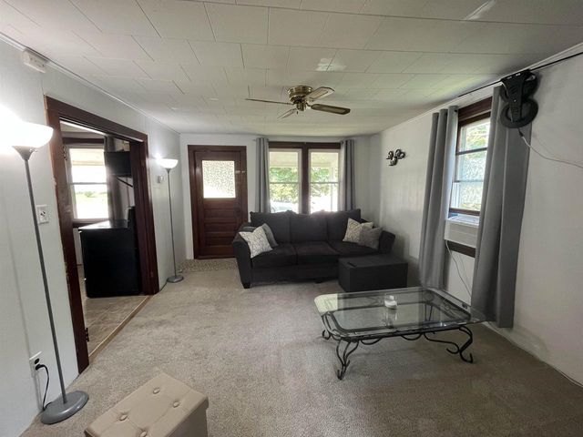 134 W MAIN STREET, Pulaski, WI 54162