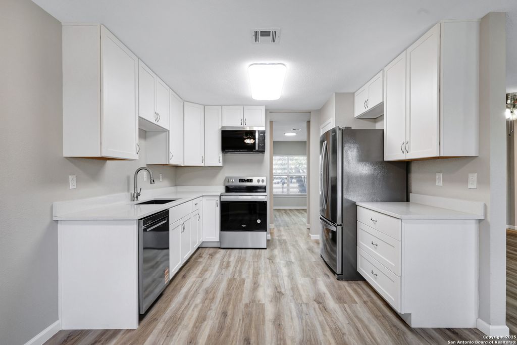 7103 Spring Point, San Antonio, TX 78249