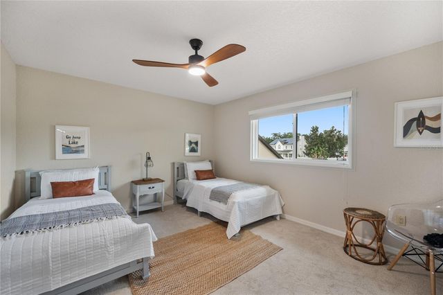6033 MOUNTAIN LAKE DRIVE, Lakeland, FL 33813