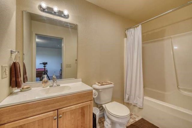 520 Sahkanaga Drive, Murphy, NC 28906