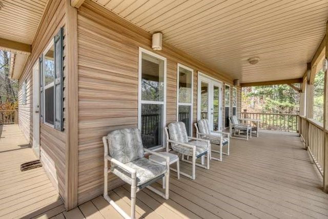 520 Sahkanaga Drive, Murphy, NC 28906