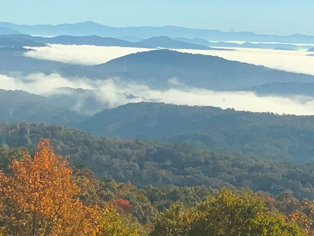 520 Sahkanaga Drive, Murphy, NC 28906