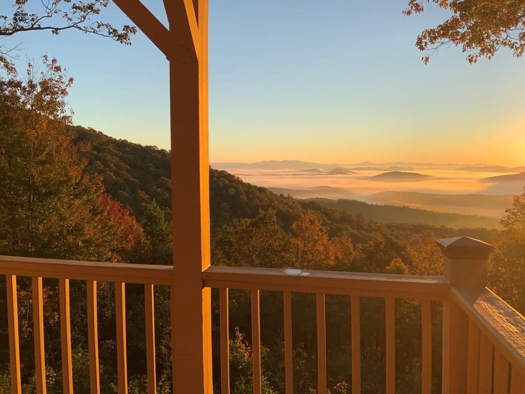 520 Sahkanaga Drive, Murphy, NC 28906