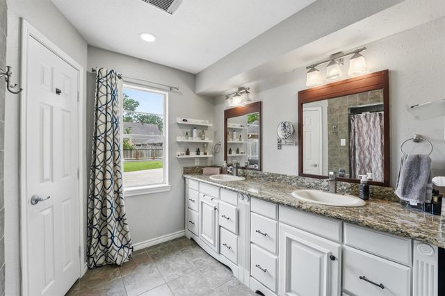 2051 Shadow Rock Drive, Houston, TX 77339
