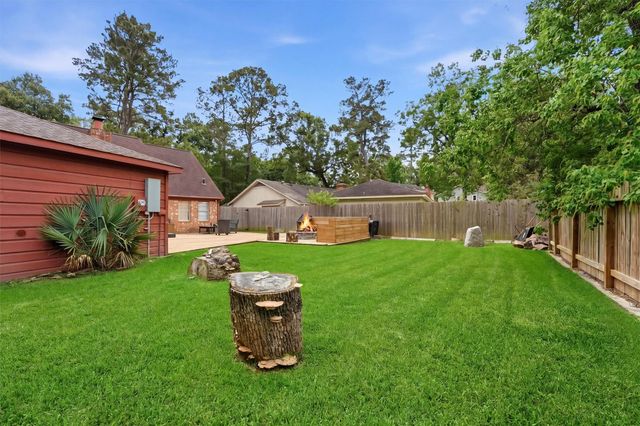 2051 Shadow Rock Drive, Houston, TX 77339