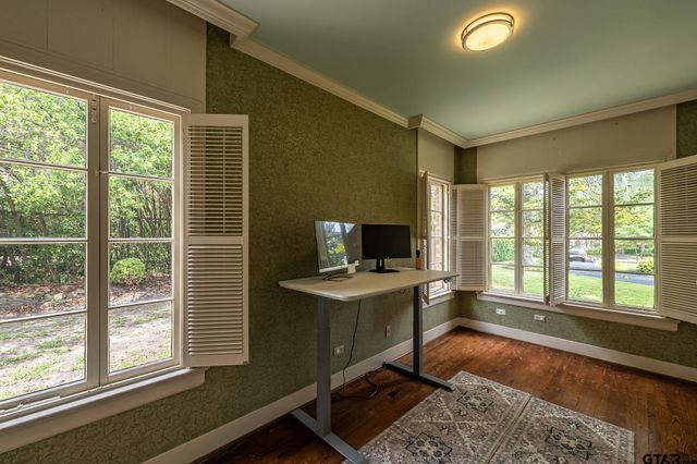 1109 Troup Highway, Tyler, TX 75701