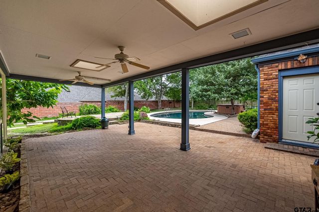 1109 Troup Highway, Tyler, TX 75701