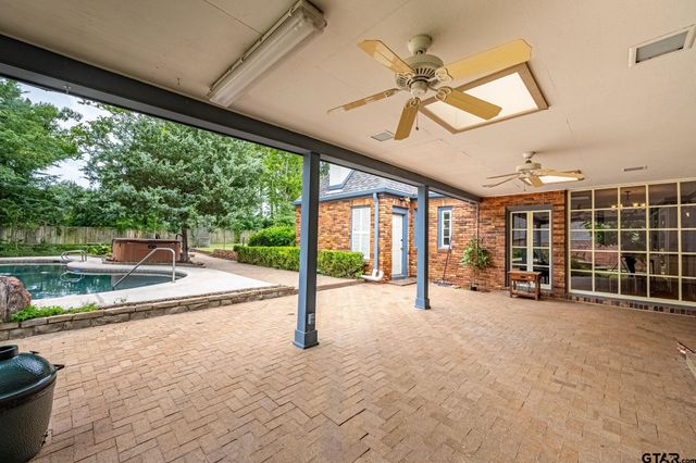 1109 Troup Highway, Tyler, TX 75701