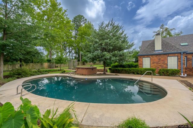 1109 Troup Highway, Tyler, TX 75701