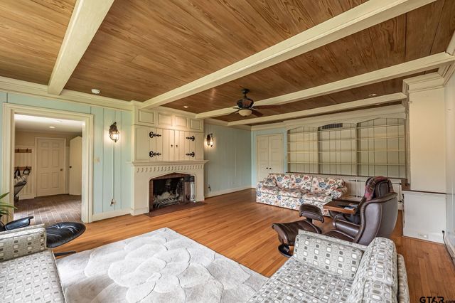 1109 Troup Highway, Tyler, TX 75701