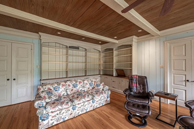 1109 Troup Highway, Tyler, TX 75701
