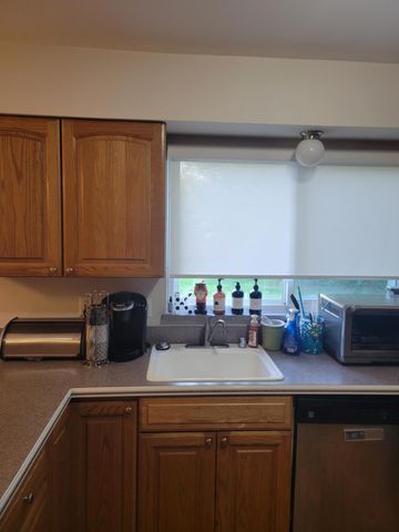 2411 Weathervane Road, West Bloomfield, MI 48324