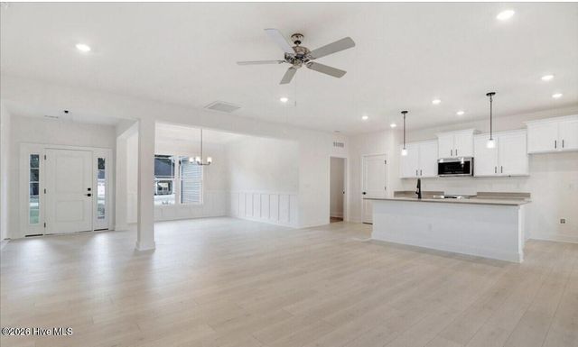 1009 Wood Creek Road NE, Leland, NC 28451