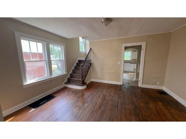 1175 Oakwood Avenue, Columbus, OH 43206
