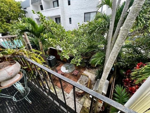 13503 NE 23rd Pl, North Miami, FL 33181