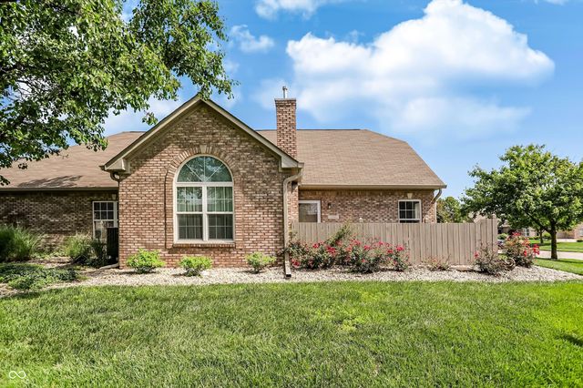 2361 Steeple Chase, Shelbyville, IN 46176