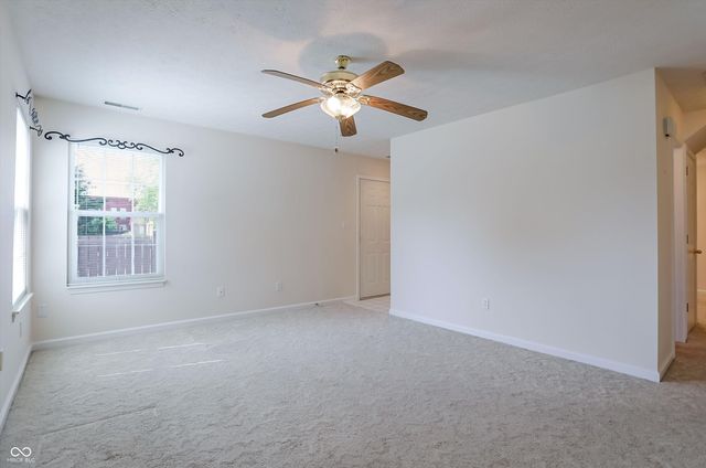 2361 Steeple Chase, Shelbyville, IN 46176