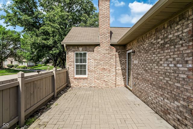 2361 Steeple Chase, Shelbyville, IN 46176