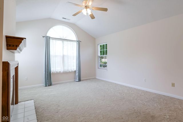 2361 Steeple Chase, Shelbyville, IN 46176