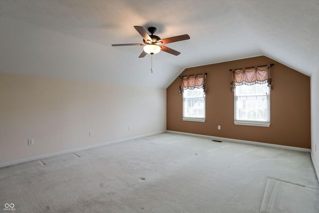 2361 Steeple Chase, Shelbyville, IN 46176