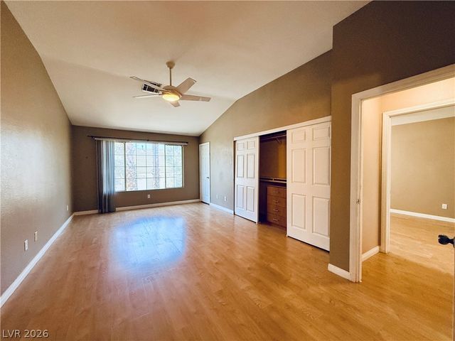 5201 South Torrey Pines Drive 1211, Las Vegas, NV 89118