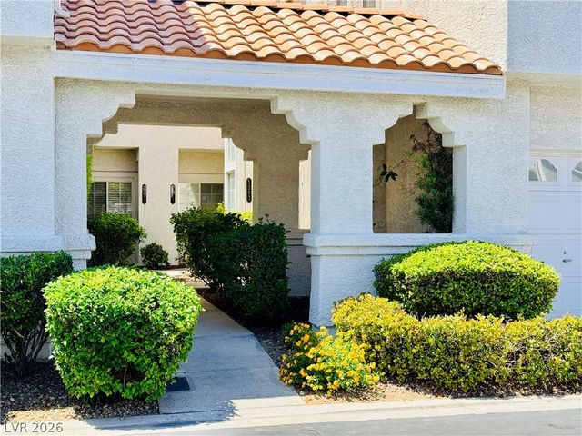 5201 South Torrey Pines Drive 1211, Las Vegas, NV 89118