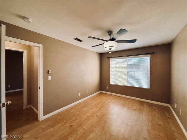 5201 South Torrey Pines Drive 1211, Las Vegas, NV 89118