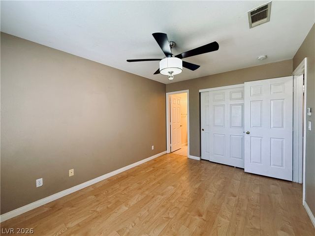 5201 South Torrey Pines Drive 1211, Las Vegas, NV 89118