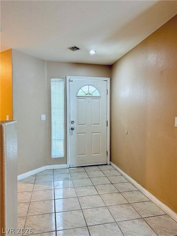 5201 South Torrey Pines Drive 1211, Las Vegas, NV 89118
