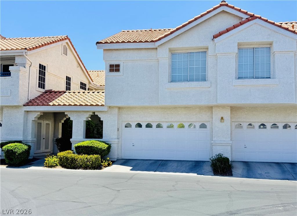 5201 South Torrey Pines Drive 1211, Las Vegas, NV 89118
