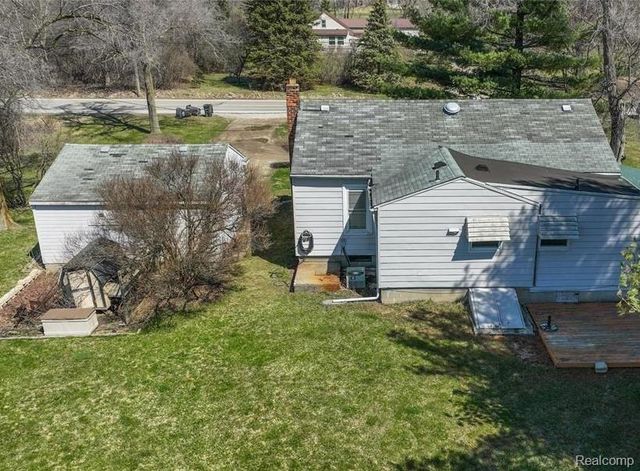 50285 7 Mile Road, Northville, MI 48167