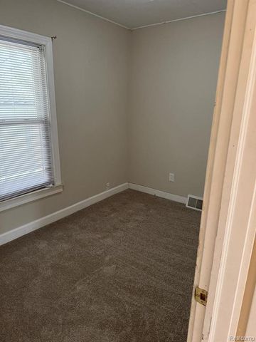 50285 7 Mile Road, Northville, MI 48167