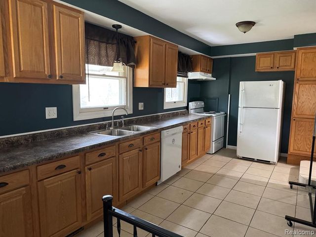 50285 7 Mile Road, Northville, MI 48167