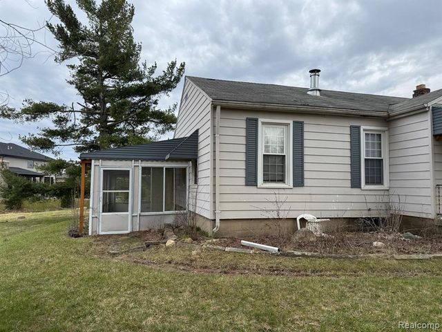 50285 7 Mile Road, Northville, MI 48167