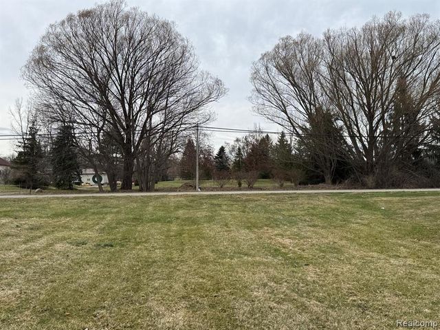 50285 7 Mile Road, Northville, MI 48167