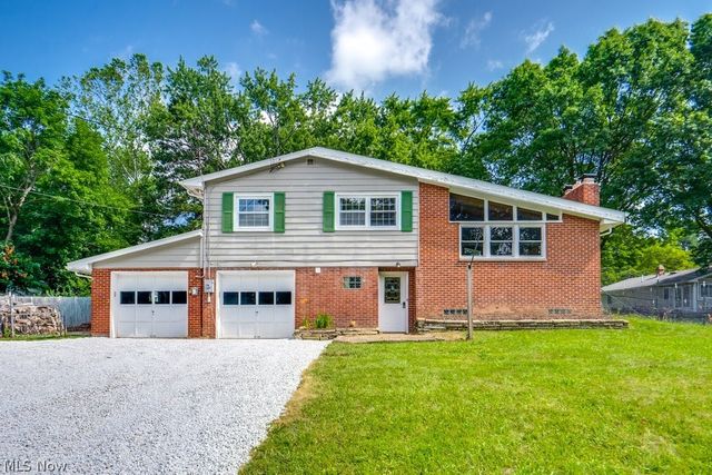 3721 N Sunnyfield Drive, Copley, OH 44321