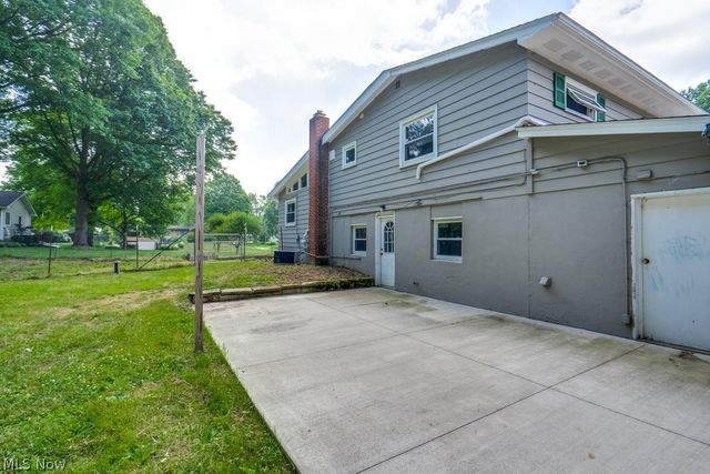 3721 N Sunnyfield Drive, Copley, OH 44321