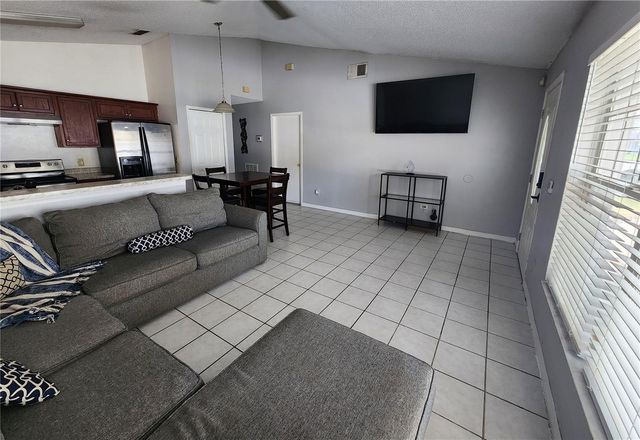 5298 YAUPON STREET, Orlando, FL 32811