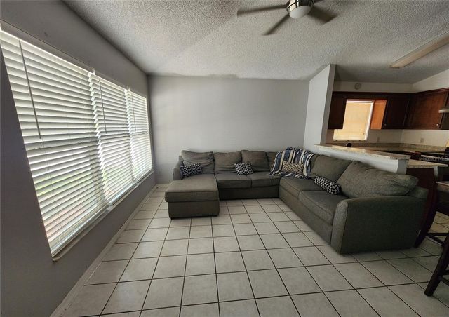 5298 YAUPON STREET, Orlando, FL 32811