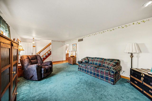 967 Schweitzer Court, Alexandria, KY 41001