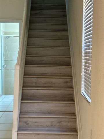 3797 NE 2nd St, Homestead, FL 33033