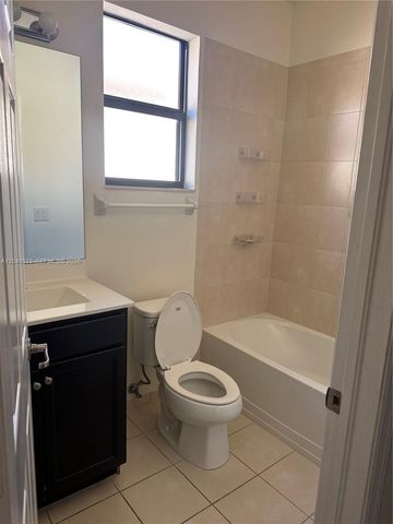 3797 NE 2nd St, Homestead, FL 33033